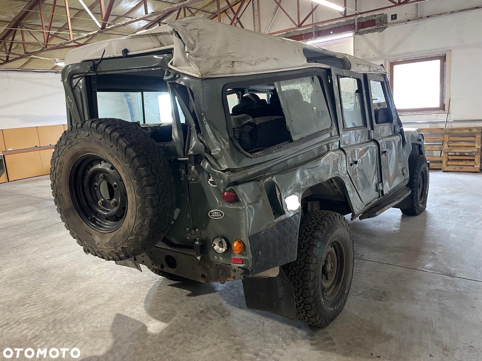 Land Rover Defender 110 DPF Station Wagon Rough II - 5