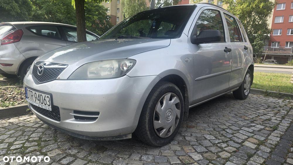 Mazda 2 - 3