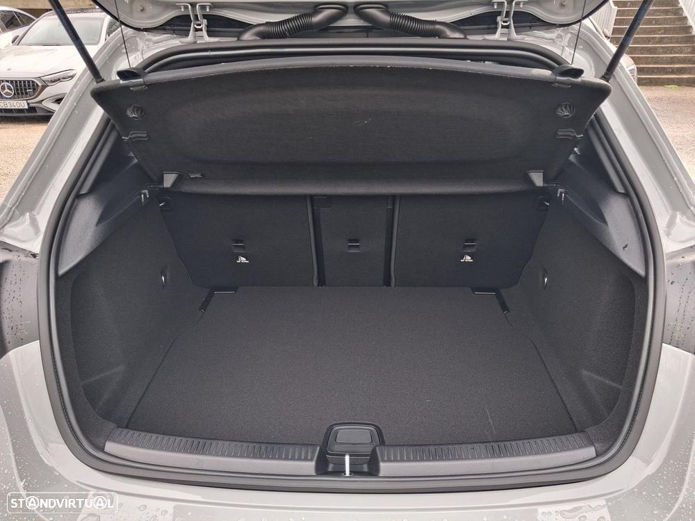 Mercedes-Benz A 180 - 13