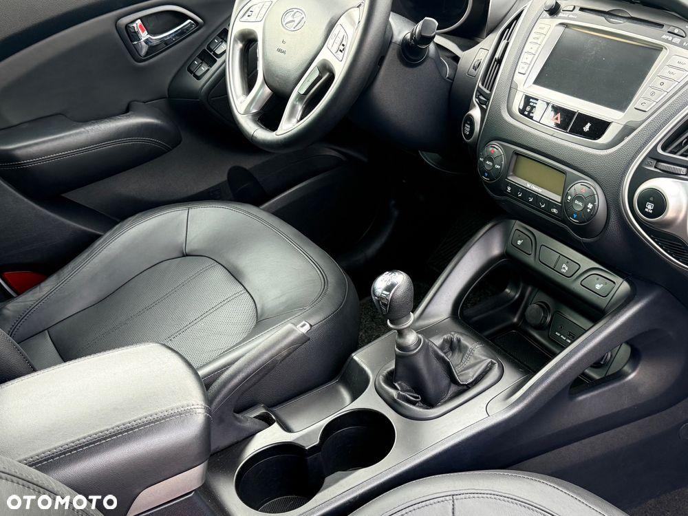 Hyundai ix35 ver-2-0-crdi-4wd-premium - 11