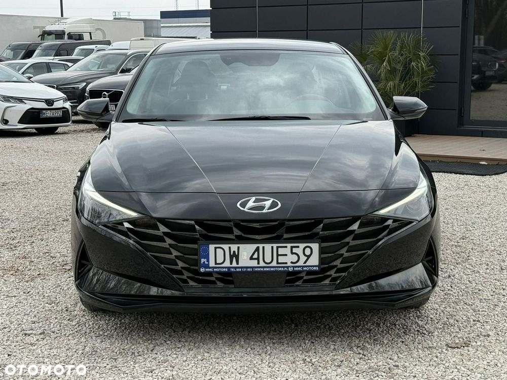 Hyundai Elantra - 8