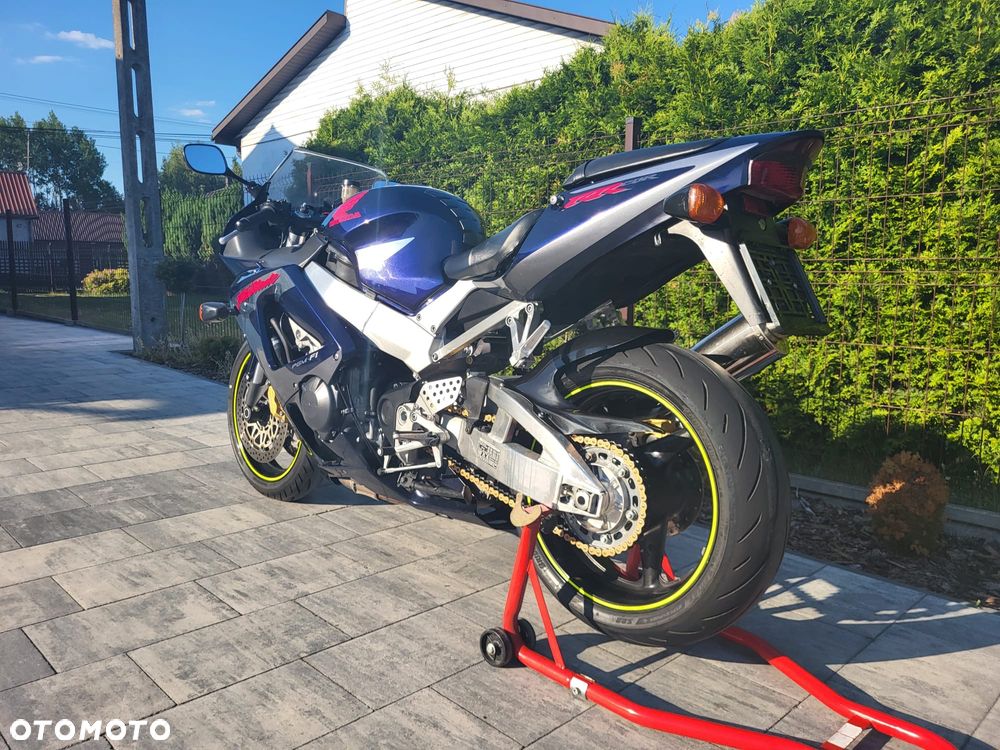 Honda CBR - 19