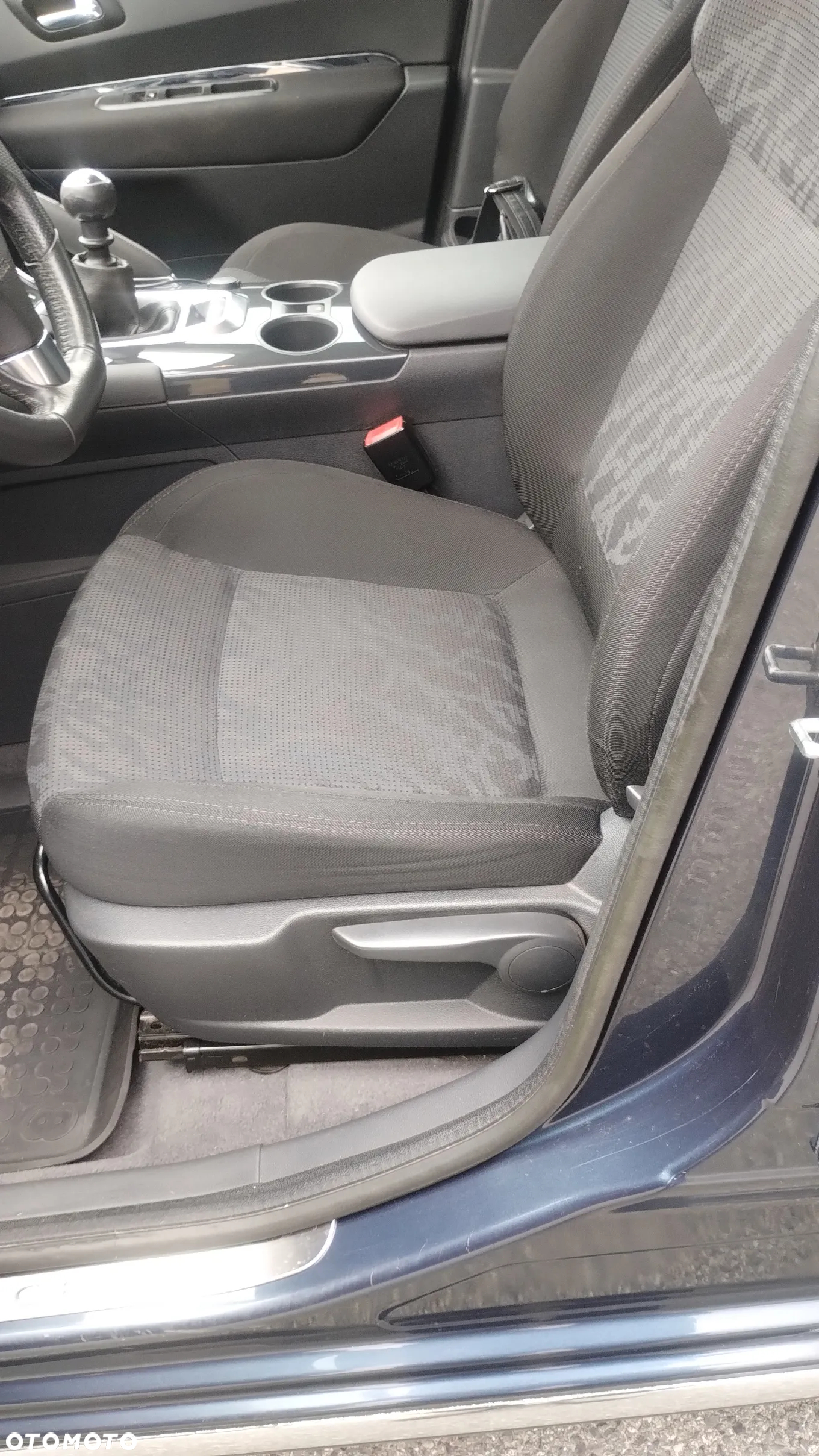 Peugeot 3008 1.6 HDi Trendy - 14
