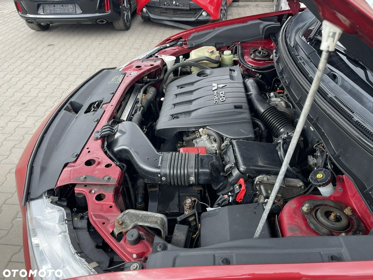 Mitsubishi Outlander 2.2 DI-D 4WD Invite - 15