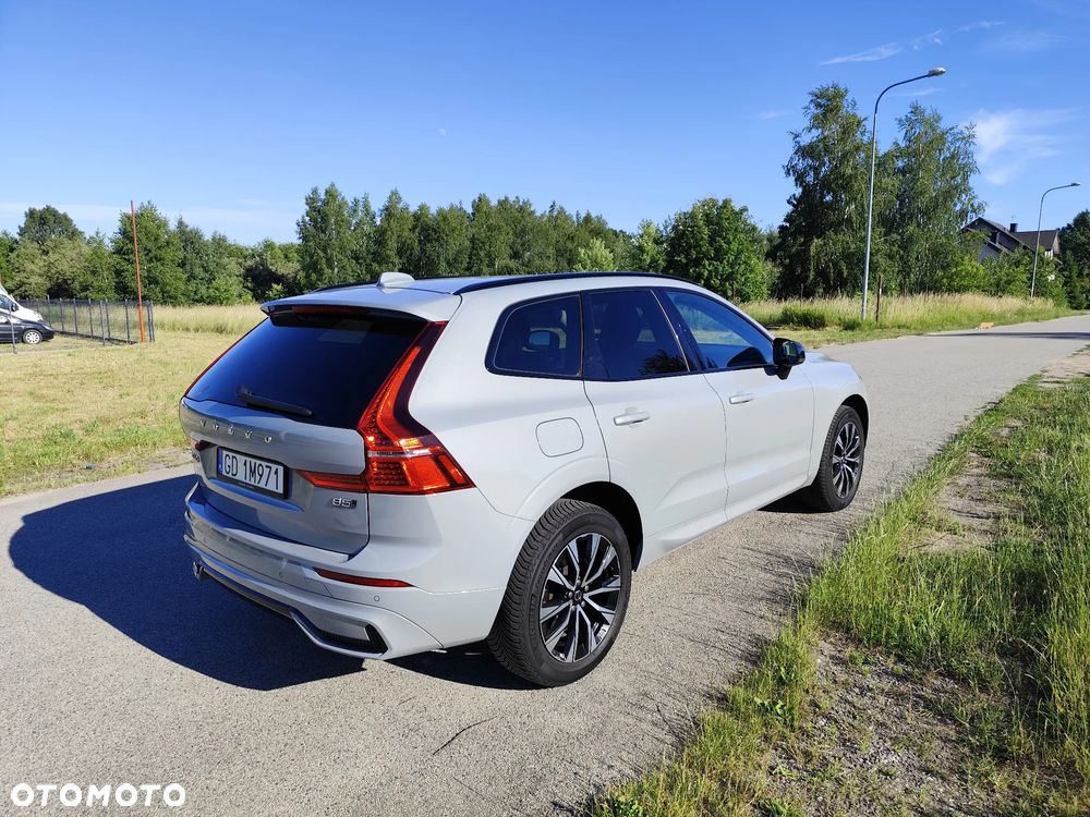 Volvo XC 60 B5 B AWD Essential - 3