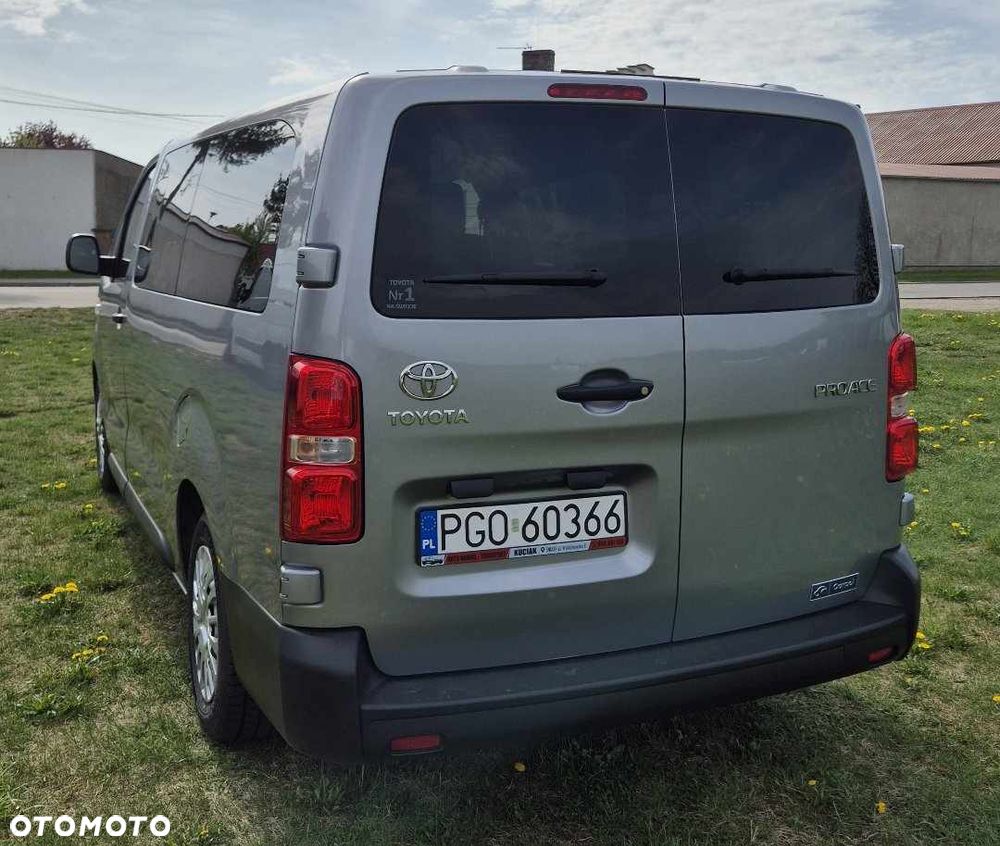 Toyota ProAce Kombi D-4D Long 2,8t - 3