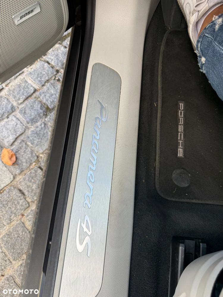 Porsche Panamera - 14