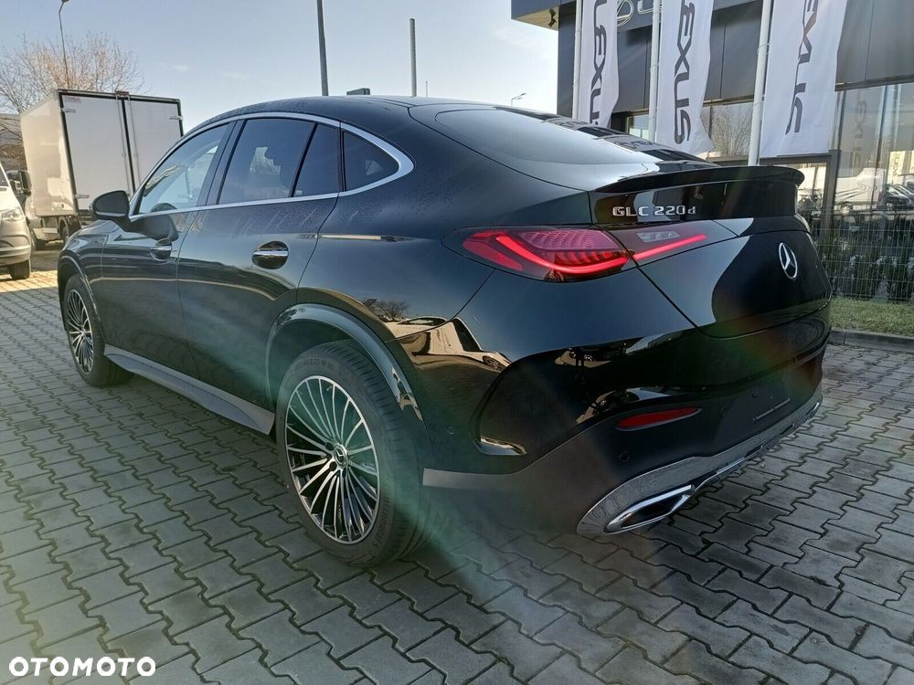 Mercedes-Benz GLC - 7