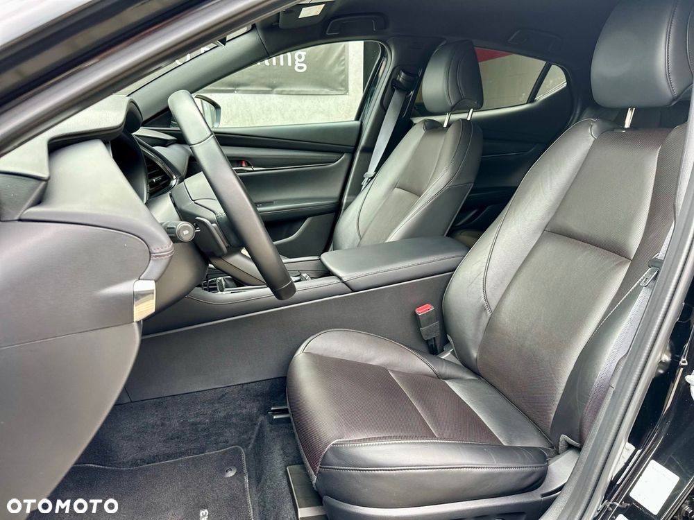 Mazda 3 e-SKYACTIV-G 150 M HYBRID DRIVE EXCLUSIVE-LINE - 25