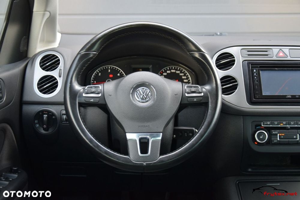 Volkswagen Golf Plus - 27