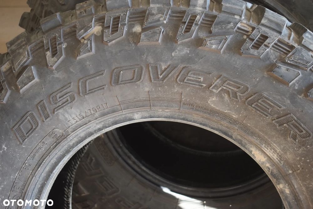 315/70 R17 Cooper Discoverer Cena za komplet - 6