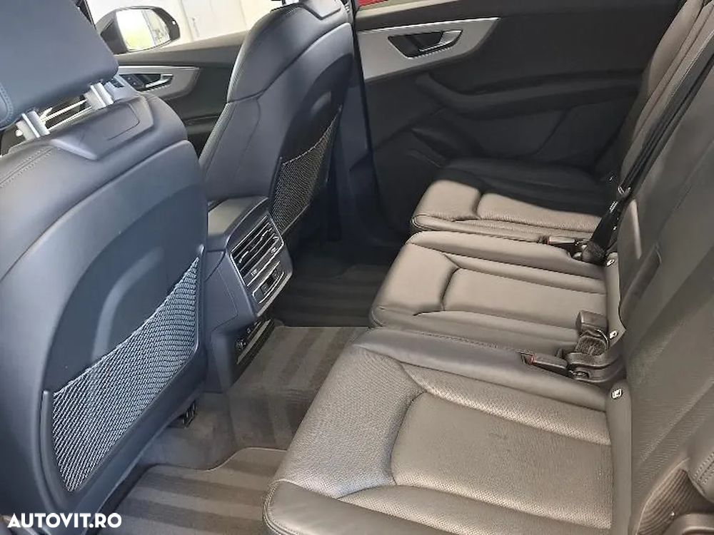 Audi Q7 - 13