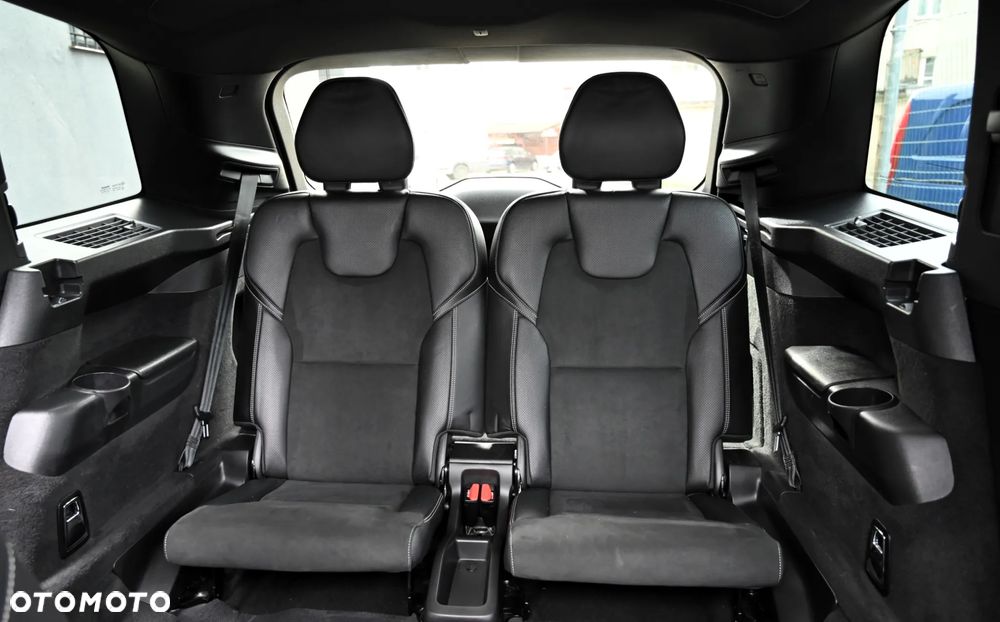 Volvo XC 90 T6 AWD Geartronic RDesign - 25