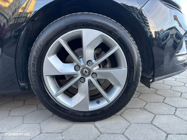 Renault Clio Sport Tourer 0.9 TCe Limited - 21