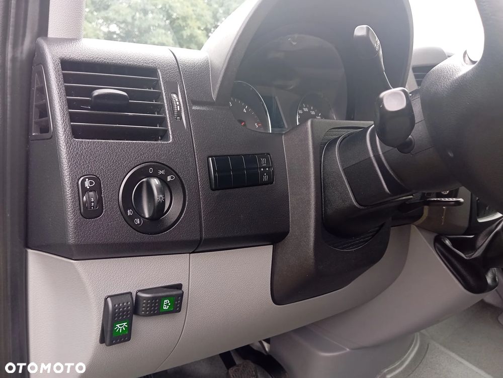 Volkswagen Crafter - 19