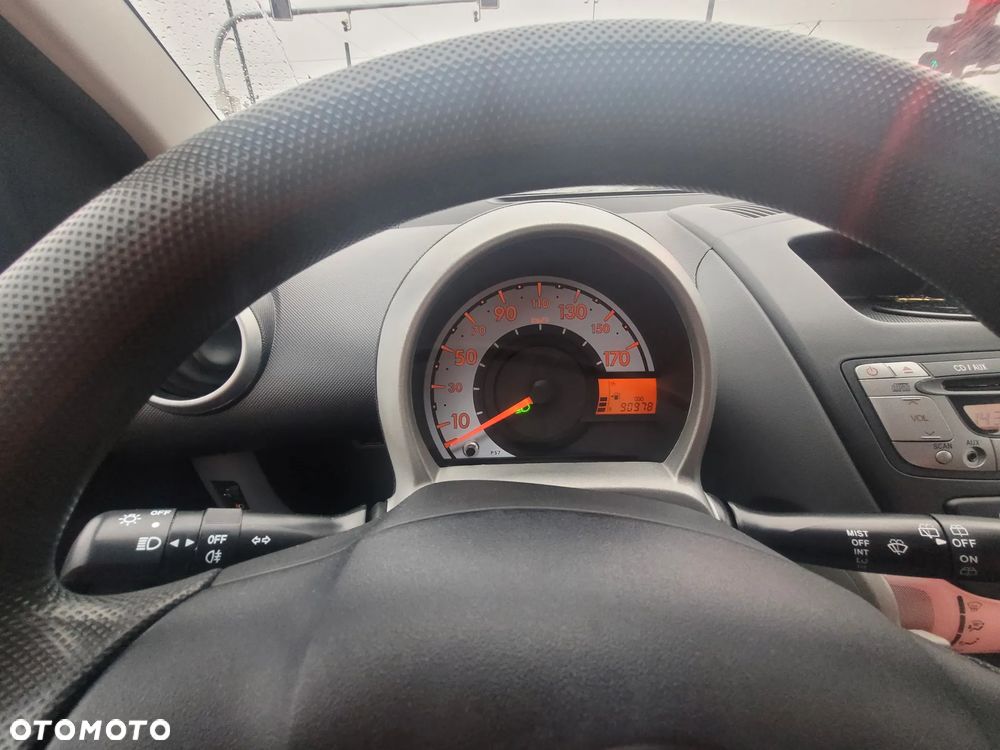 Toyota Aygo Black - 11