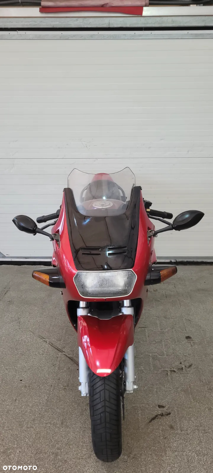 Suzuki GSX - 12
