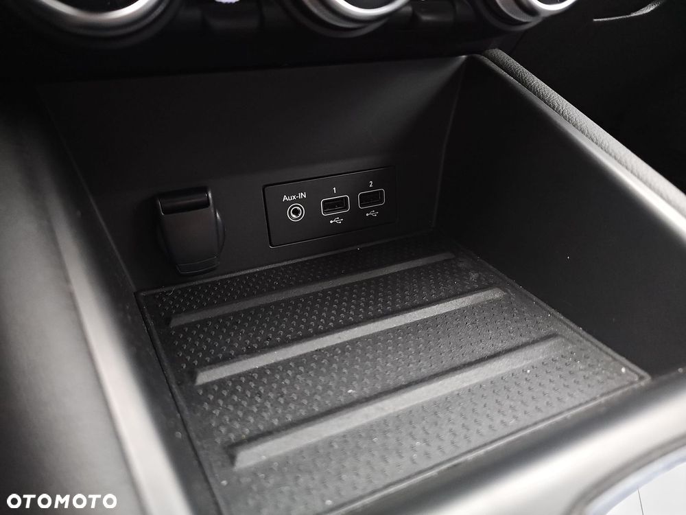 Renault Captur 1.6 E-TECH Plug-In Intens - 20