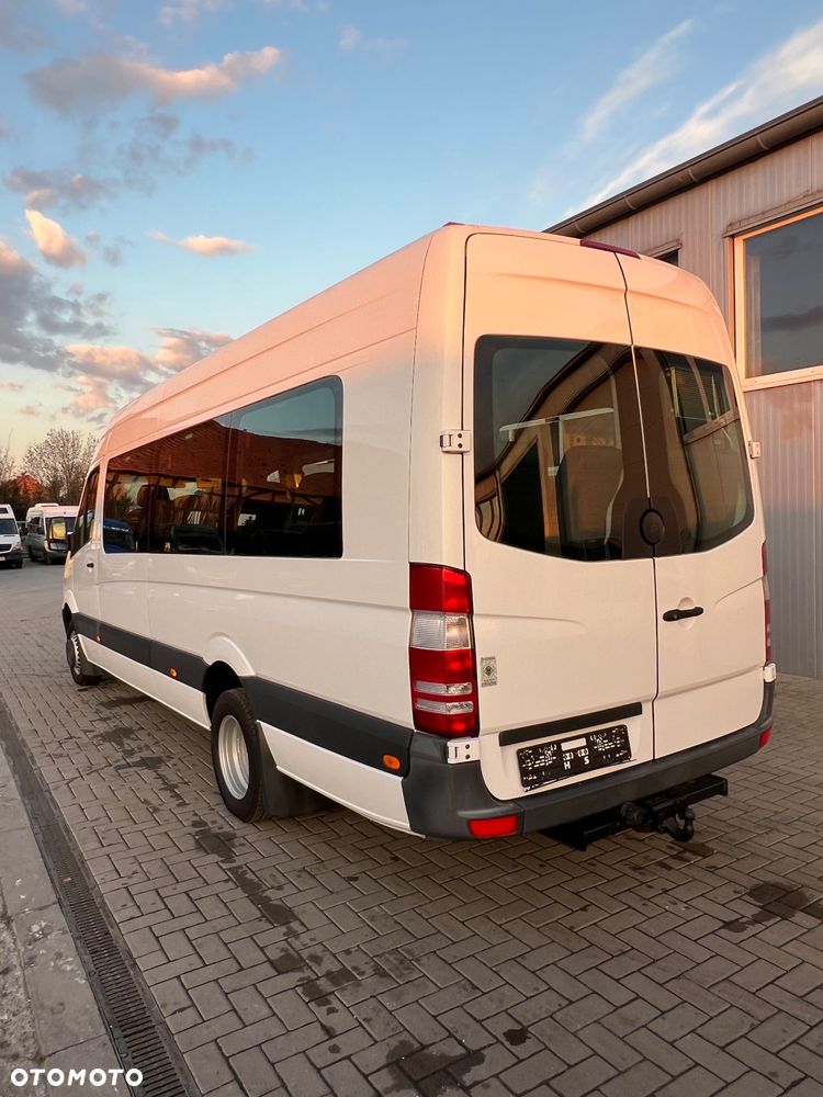 Mercedes-Benz 516 - 6