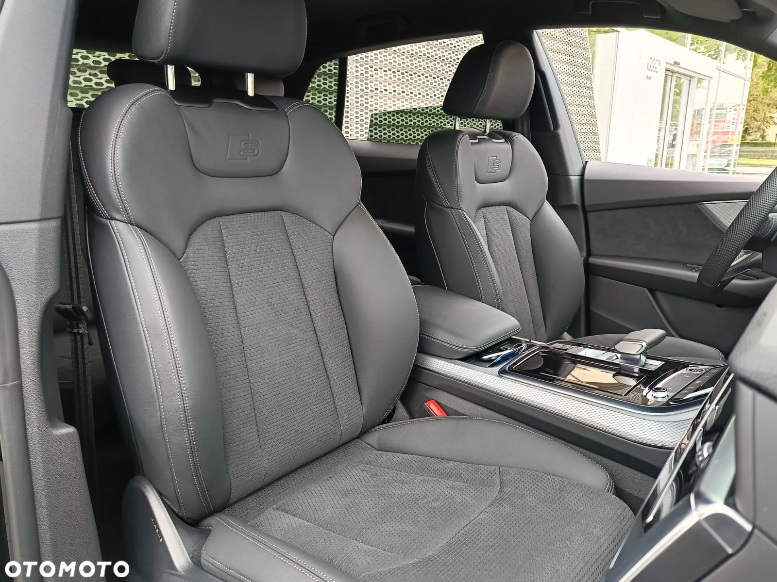 Audi Q8 55 TFSI e PHEV Quattro Tiptronic - 13