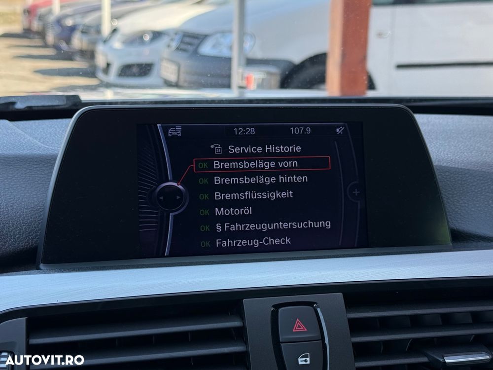 BMW Seria 3 320d xDrive - 15