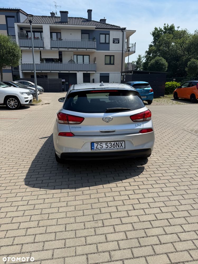Hyundai i30 1.4 T-GDI Comfort DCT - 2