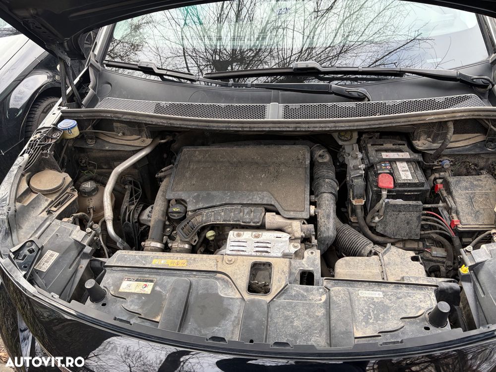 Peugeot 5008 1.2L PureTech EAT8 S&S Allure - 10