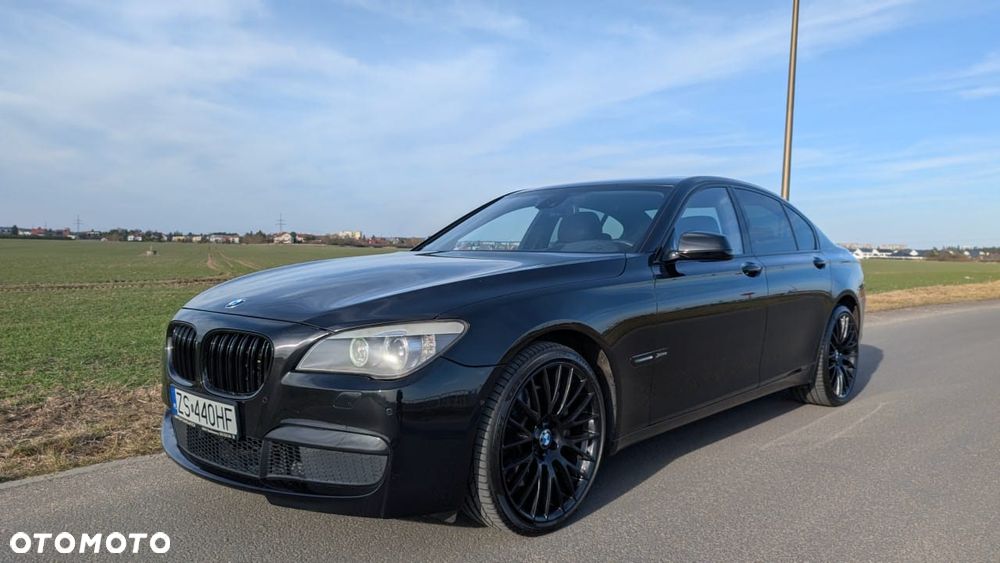 BMW Seria 7 750i xDrive - 3
