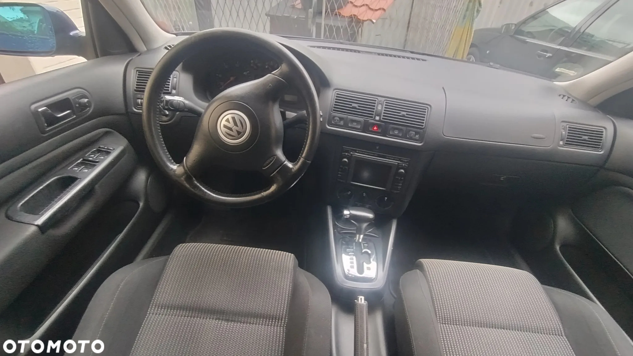 Volkswagen Golf IV 1.9 TDI Comfortline Tiptr - 12