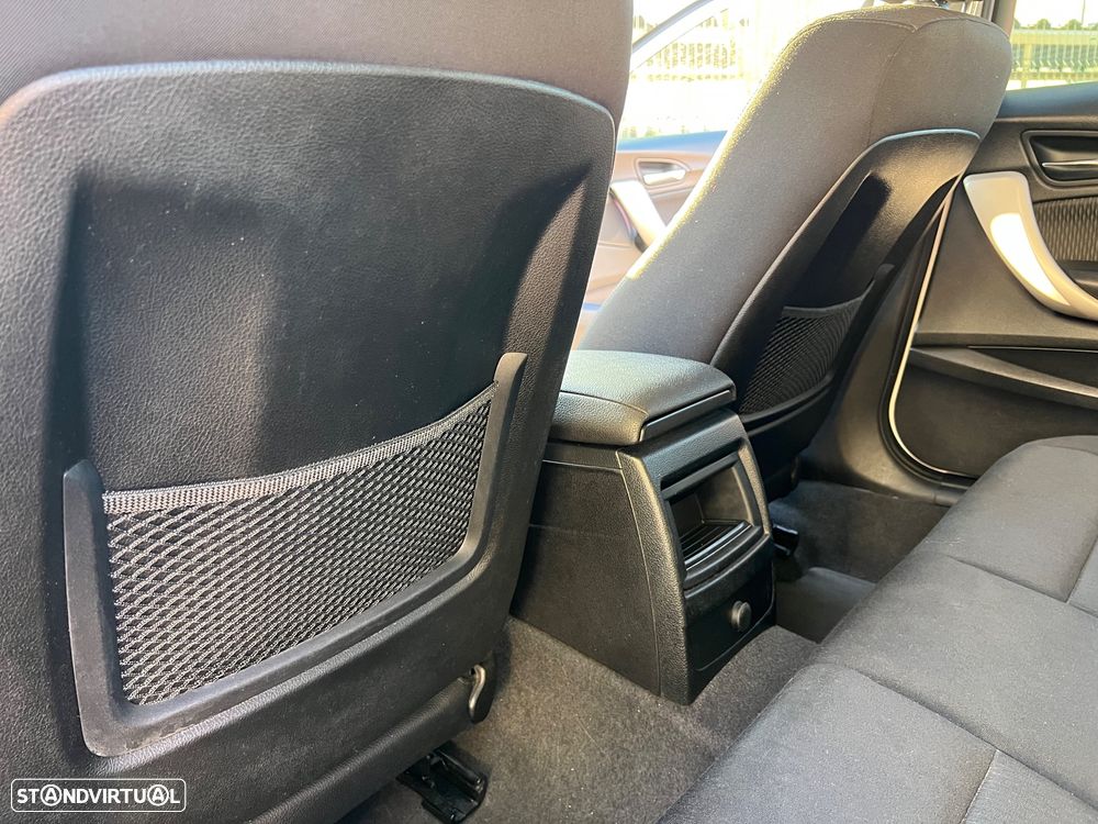 BMW 116 d EfficientDynamics - 6