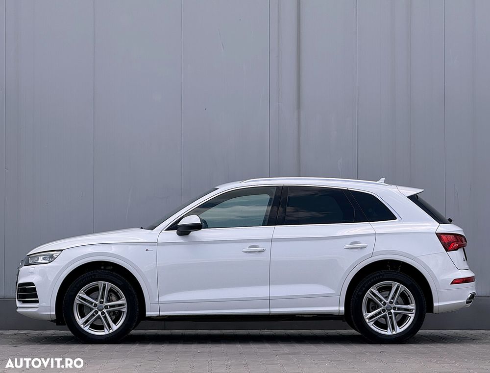Audi Q5 2.0 40 TDI quattro S tronic Design - 10