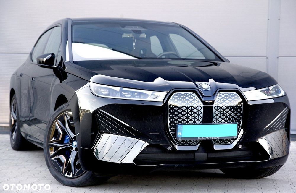 BMW iX xDrive40 76.6kWh Signature - 25