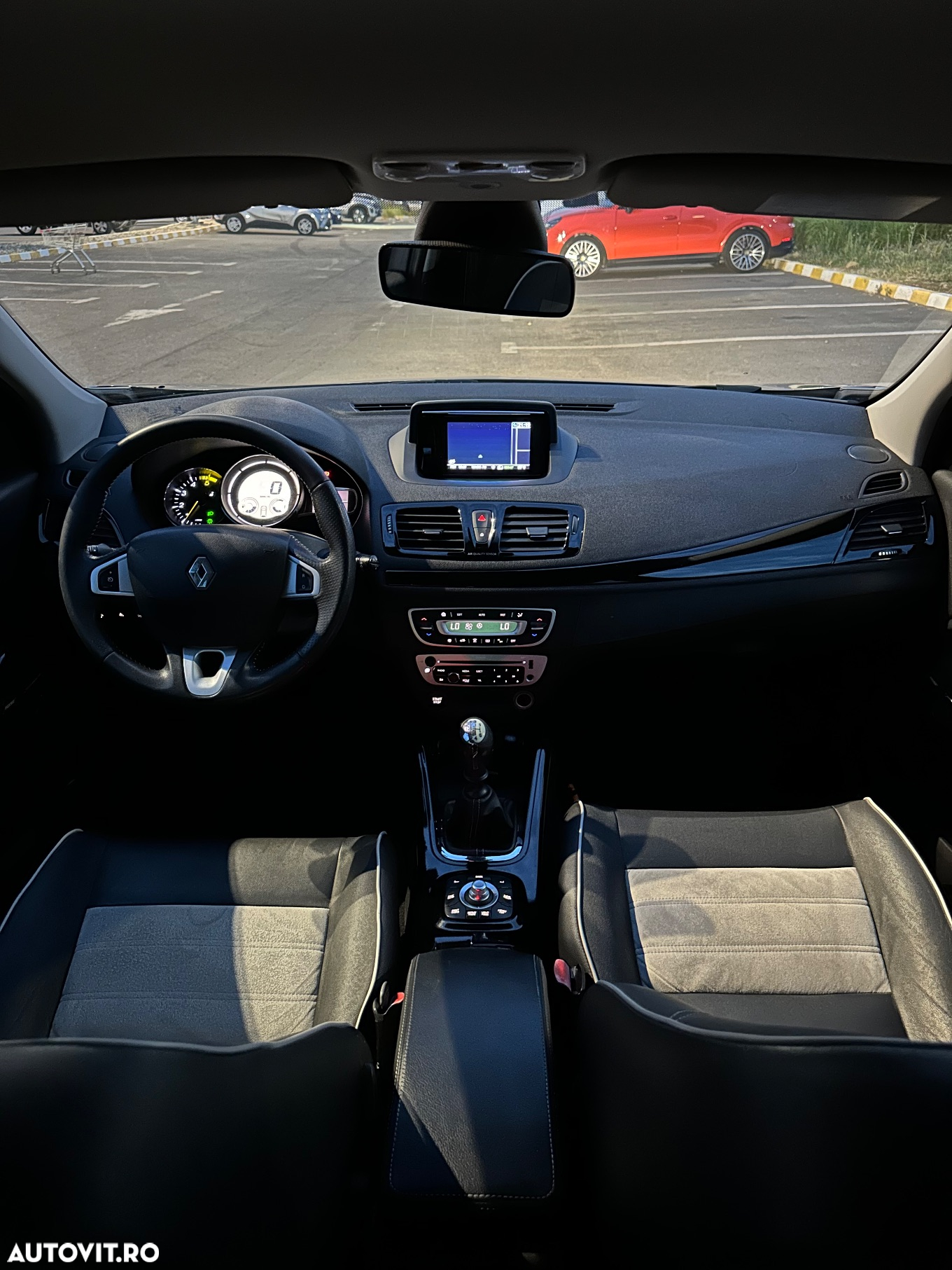 Renault Megane ENERGY dCi 110 Start & Stop Bose Edition - 21