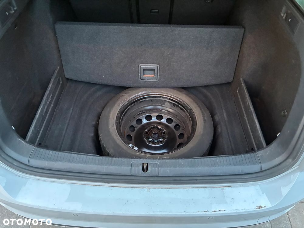 Volkswagen Golf 1.4 TSI BMT Highline - 14
