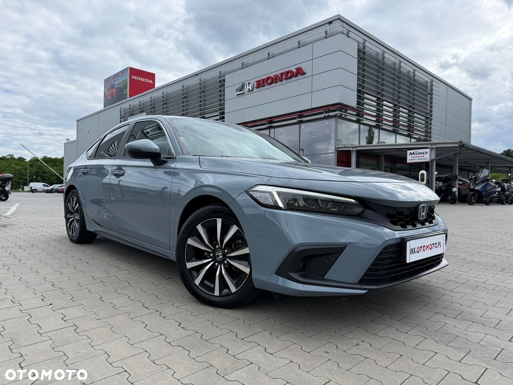 Honda Civic 2.0 i-MMD Elegance CVT - 2