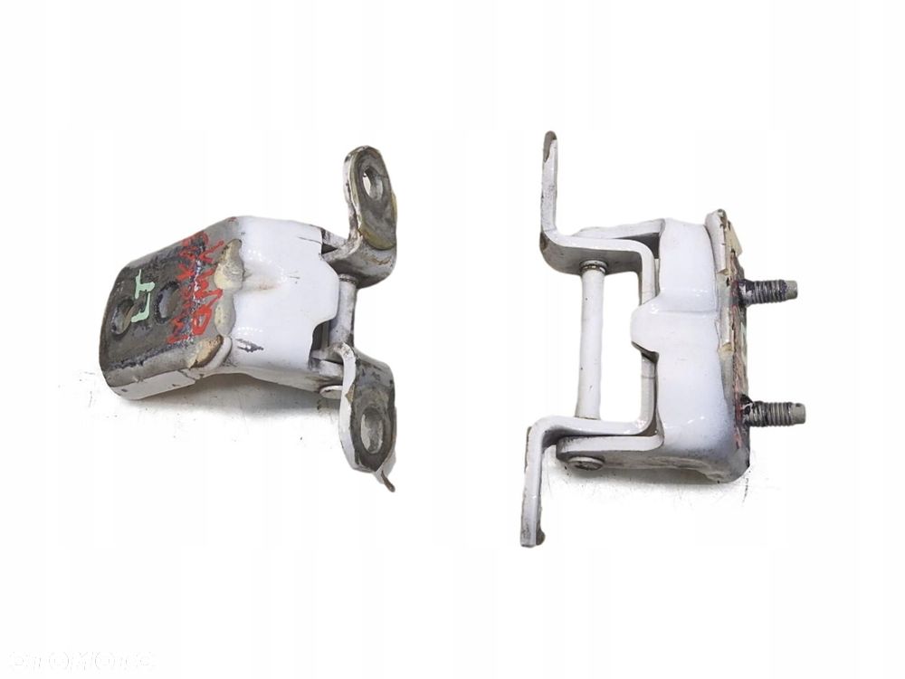 ZAWIAS ZAWIASY DRZWI LEWY TYŁ QM1 NISSAN MICRA K13 - 1