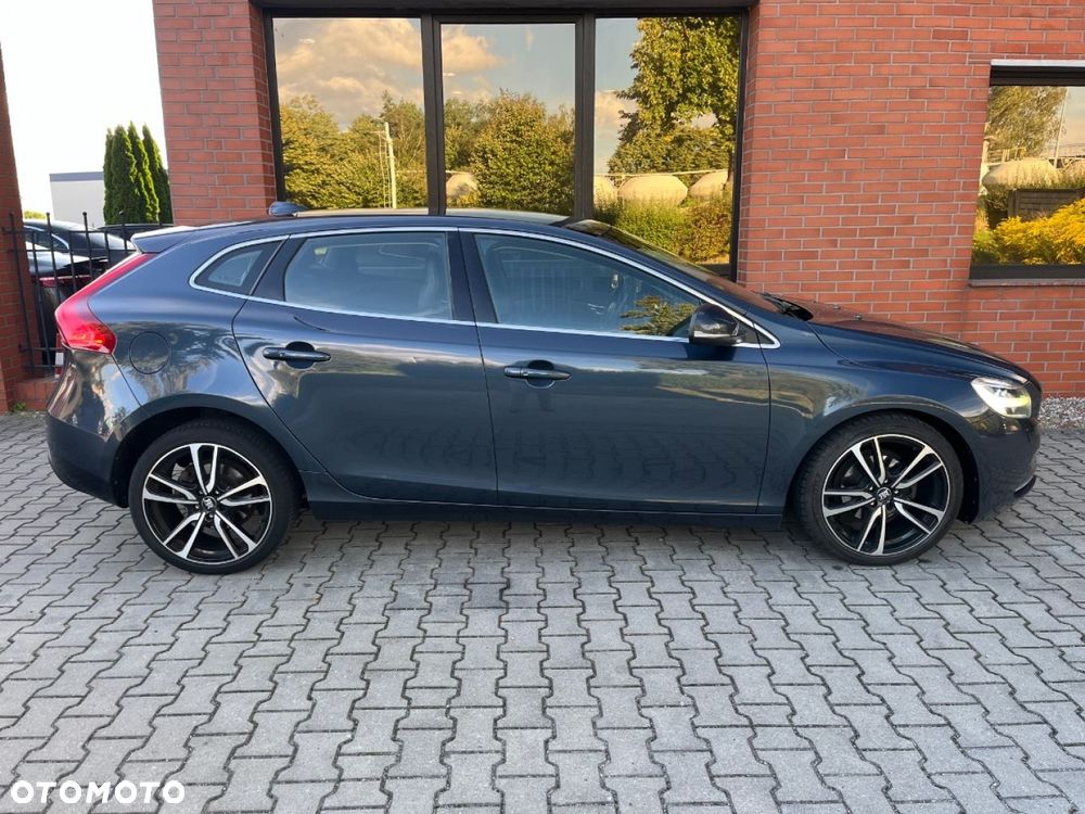 Volvo V40 D2 Inscription - 26