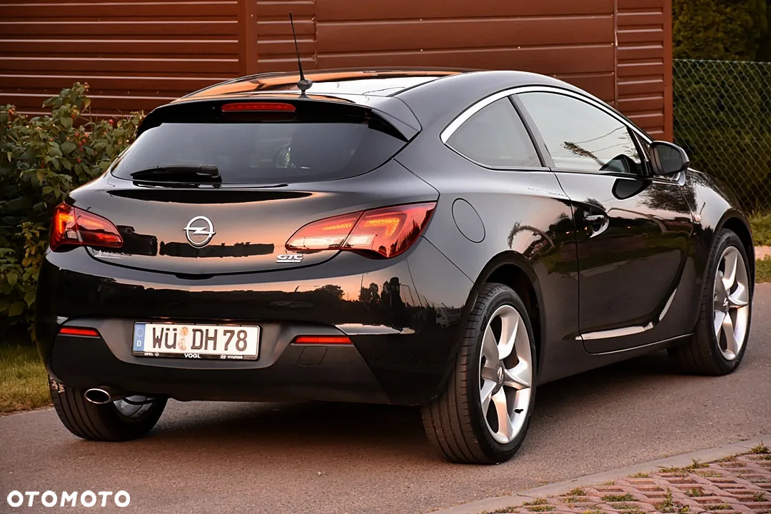 Opel Astra - 3