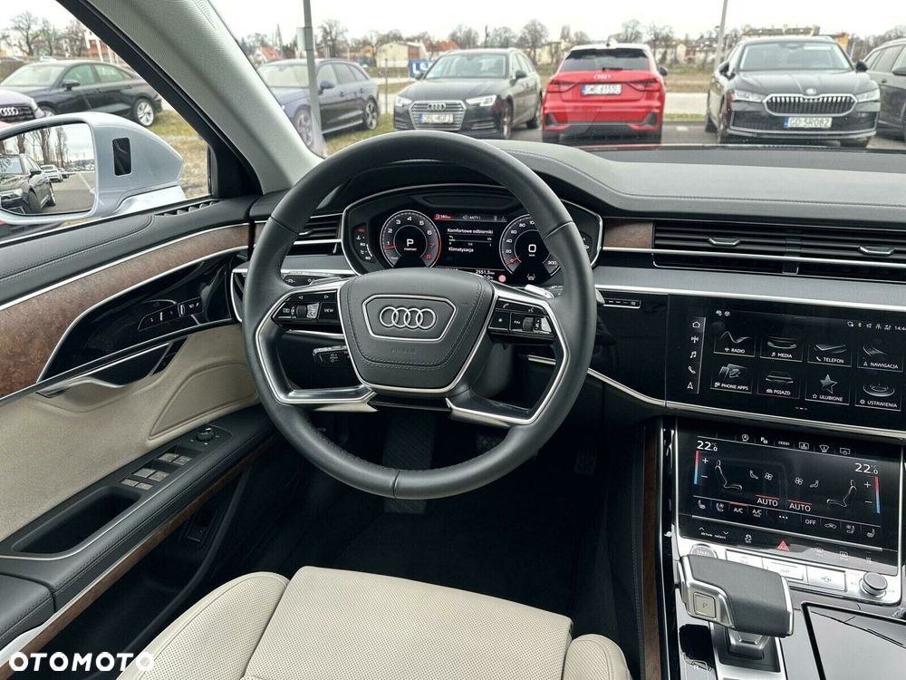 Audi A8 - 17