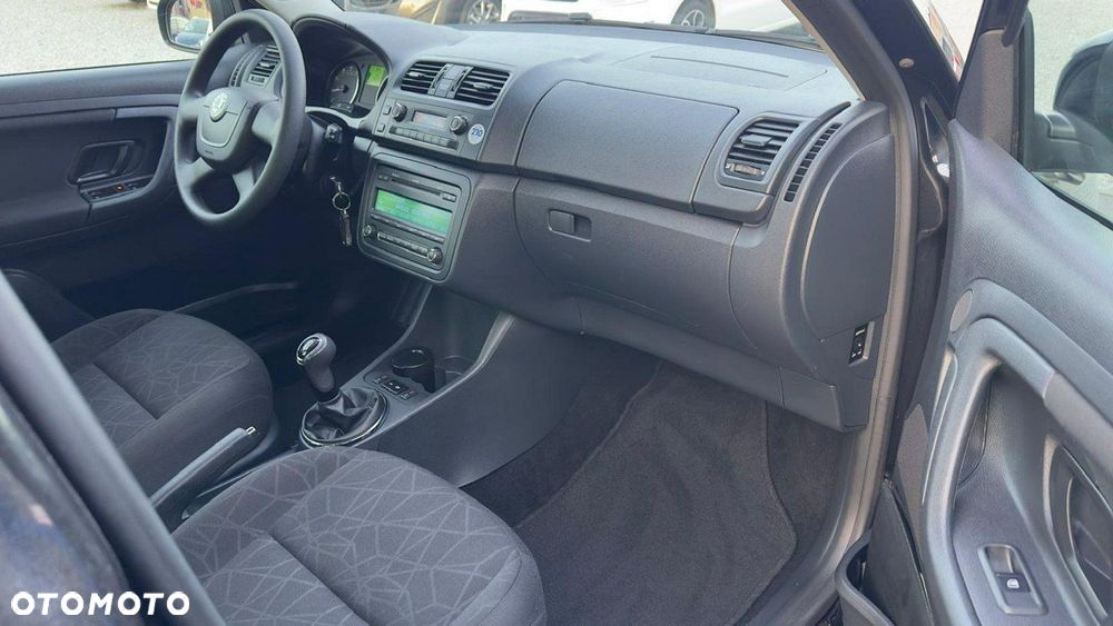 Skoda Fabia - 10