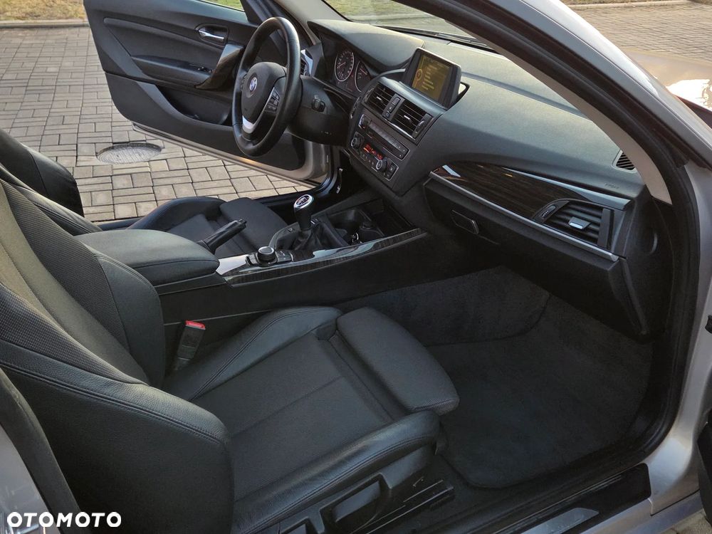 BMW Seria 2 220i Modern Line - 21