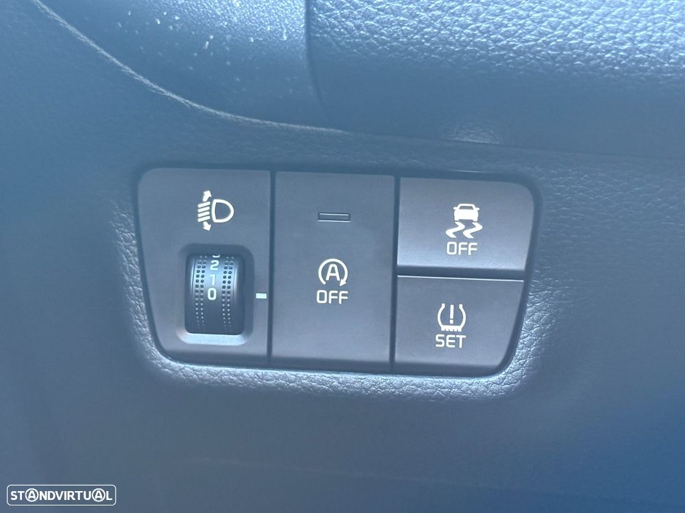 Kia Stonic 1.0 T-GDi Tech 7DCT — fotografia 18