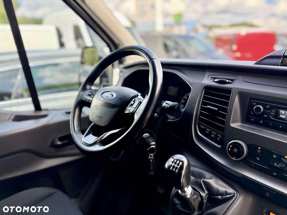 Ford Transit - 18