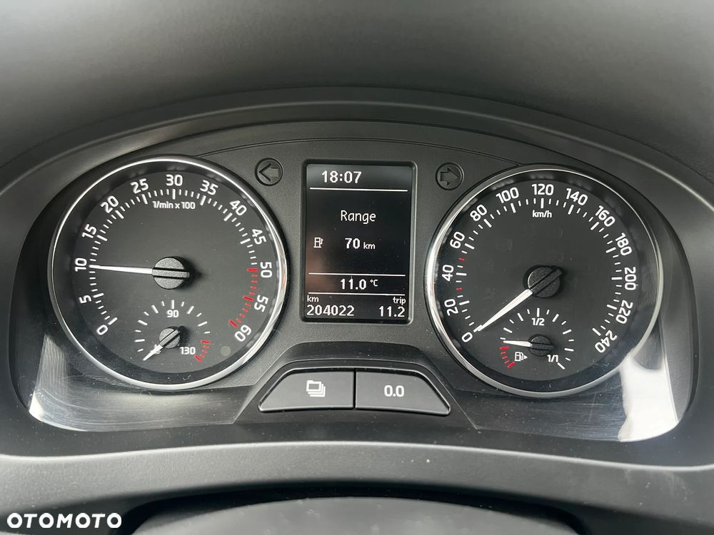 Skoda RAPID Spaceback 1.6 TDI Elegance - 7