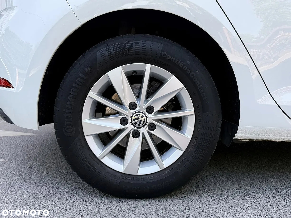 Volkswagen Golf VII 1.0 TSI Comfortline - 37