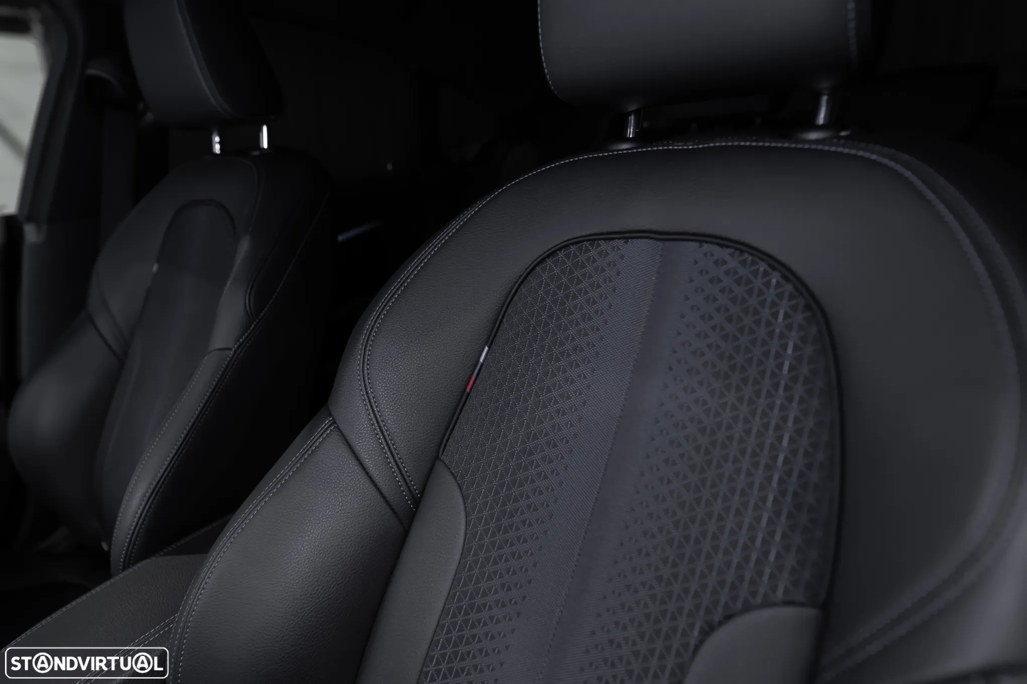 BMW 218 Gran Coupé i Pack Desportivo M - 27