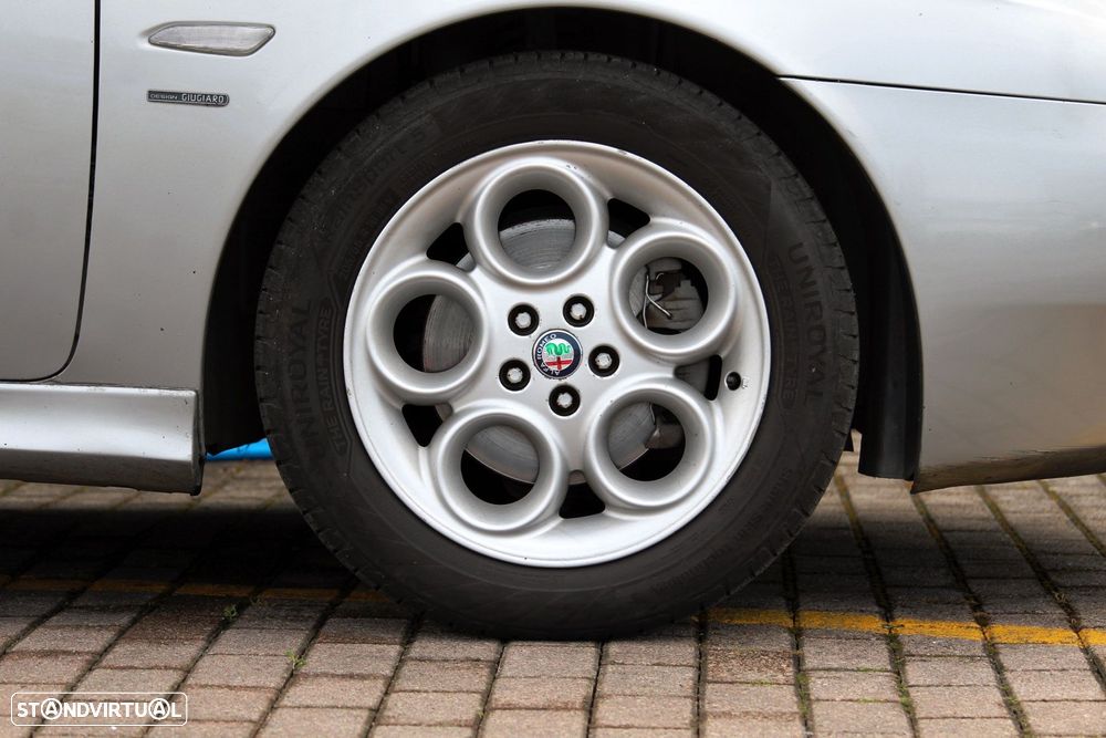 Alfa Romeo 156 Sportwagon 1.9 JTD 16V Distinctive - 4