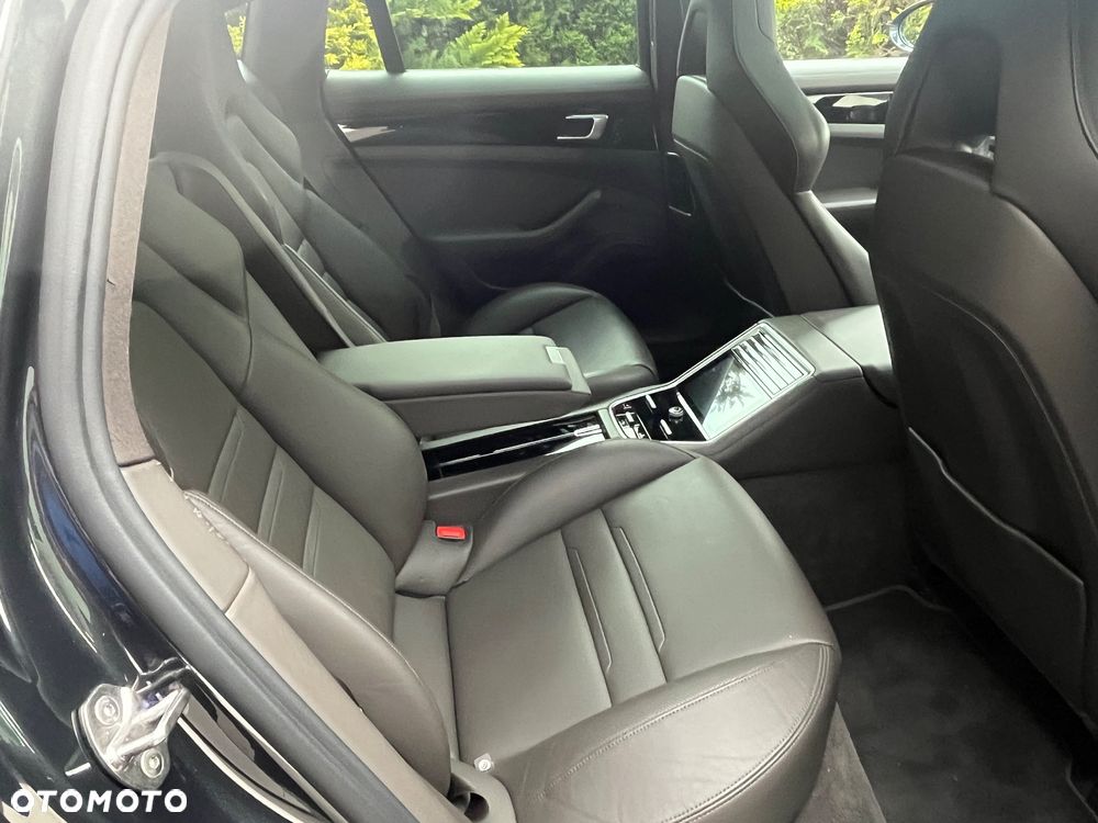 Porsche Panamera 4S Diesel - 11