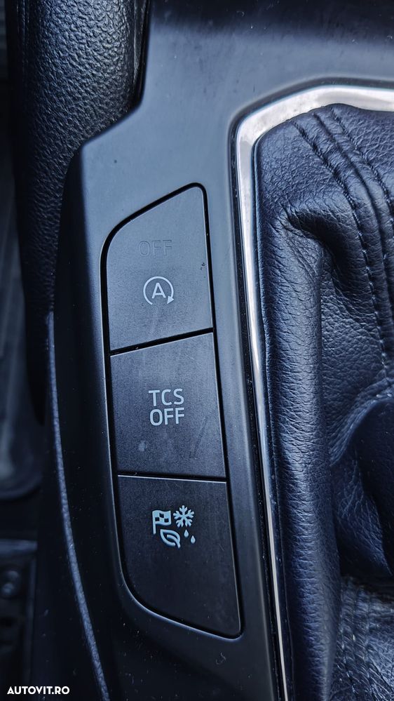 Ford Focus 1.0 EcoBoost Titanium Business - 24