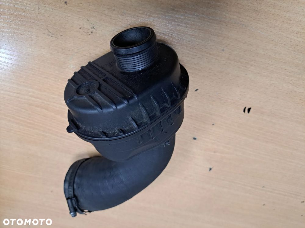 VOLVO XC60 XC70 V70 S80 2.4D5 REZONATOR POWIETRZA 31274411 - 2